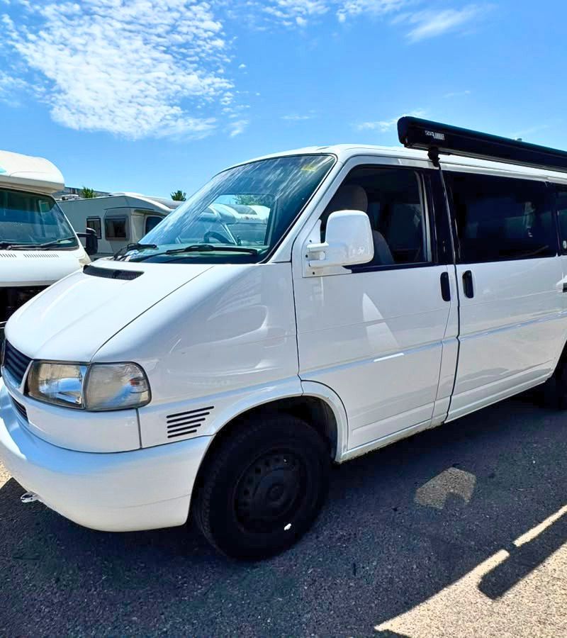 vanlife leon venta autocaravanas campers furgos perfiladas integrales capuchinas vw multivan